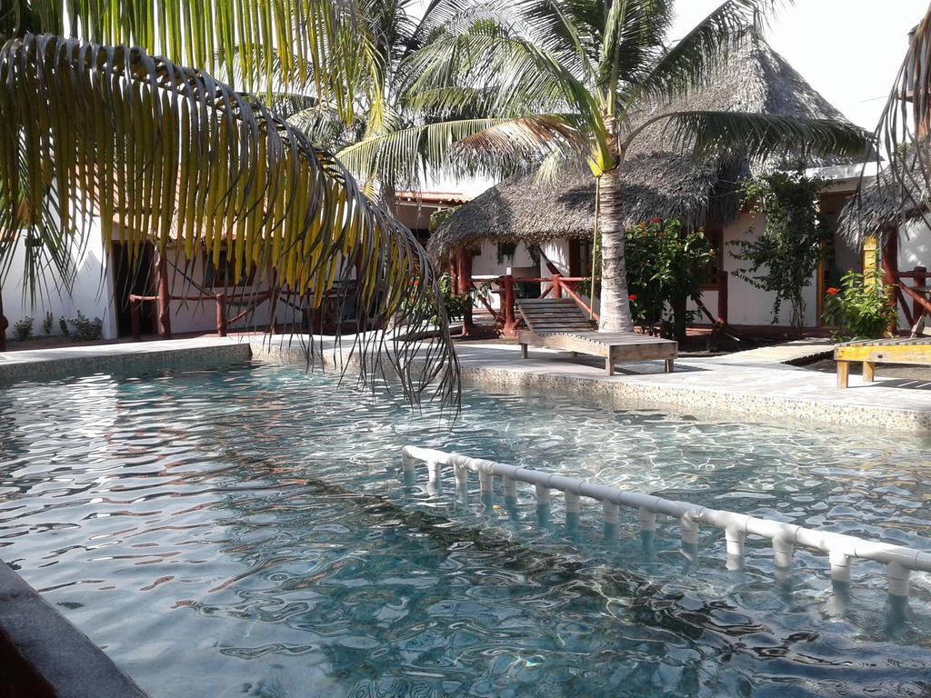 Bungalows Familiares Monterrico Exterior foto